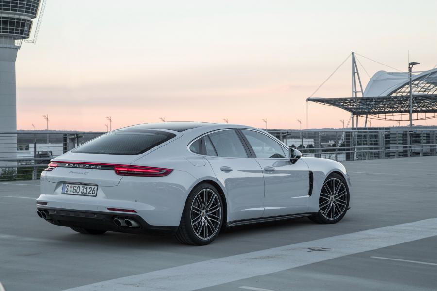  Porsche Panamera 4S Diesel 2016 года  (WW) (фото 26 из 33)